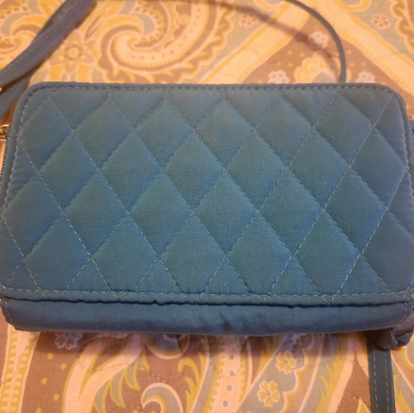 VERA BRADLEY Crossbody/Clutch Great condition - Picture 3 of 6